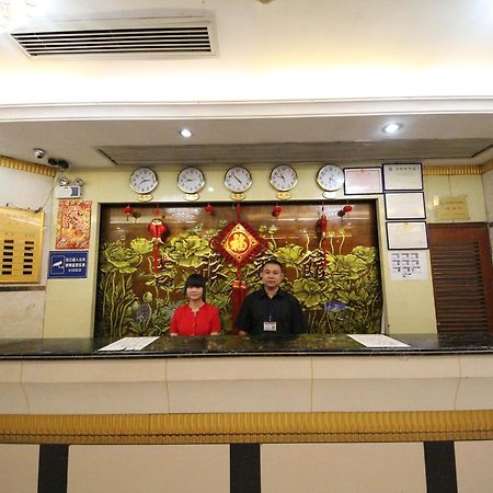 Jilv Huashi Branch 호텔 광저우 외부 사진